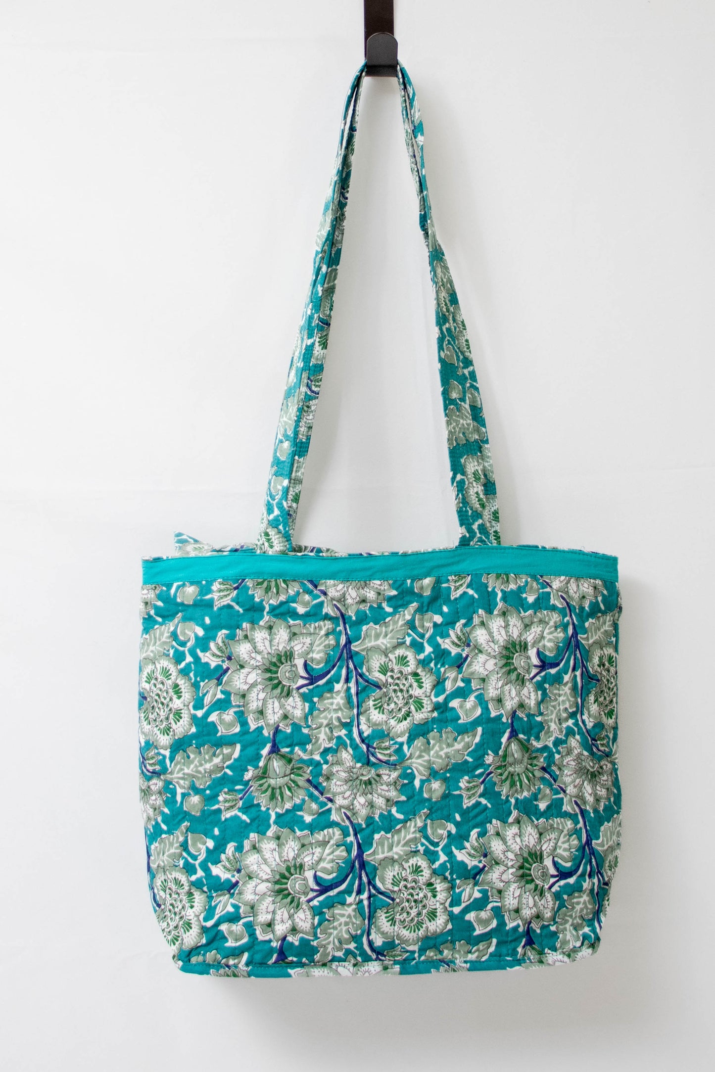Anshika Tote