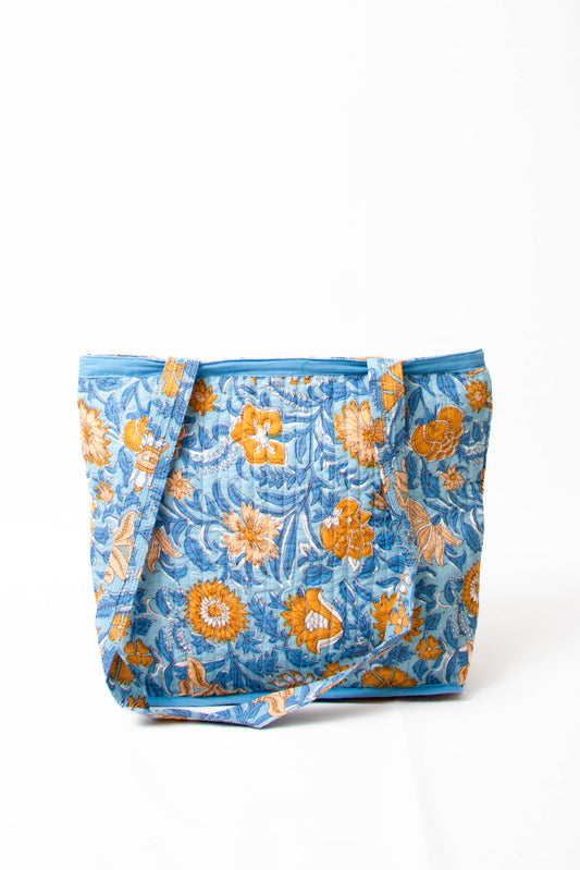 Amira Tote
