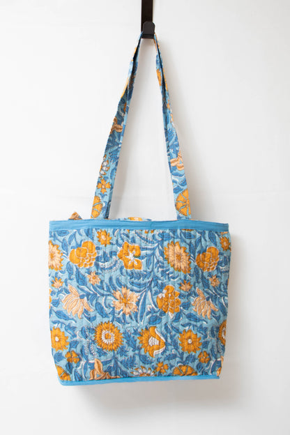 Amira Tote